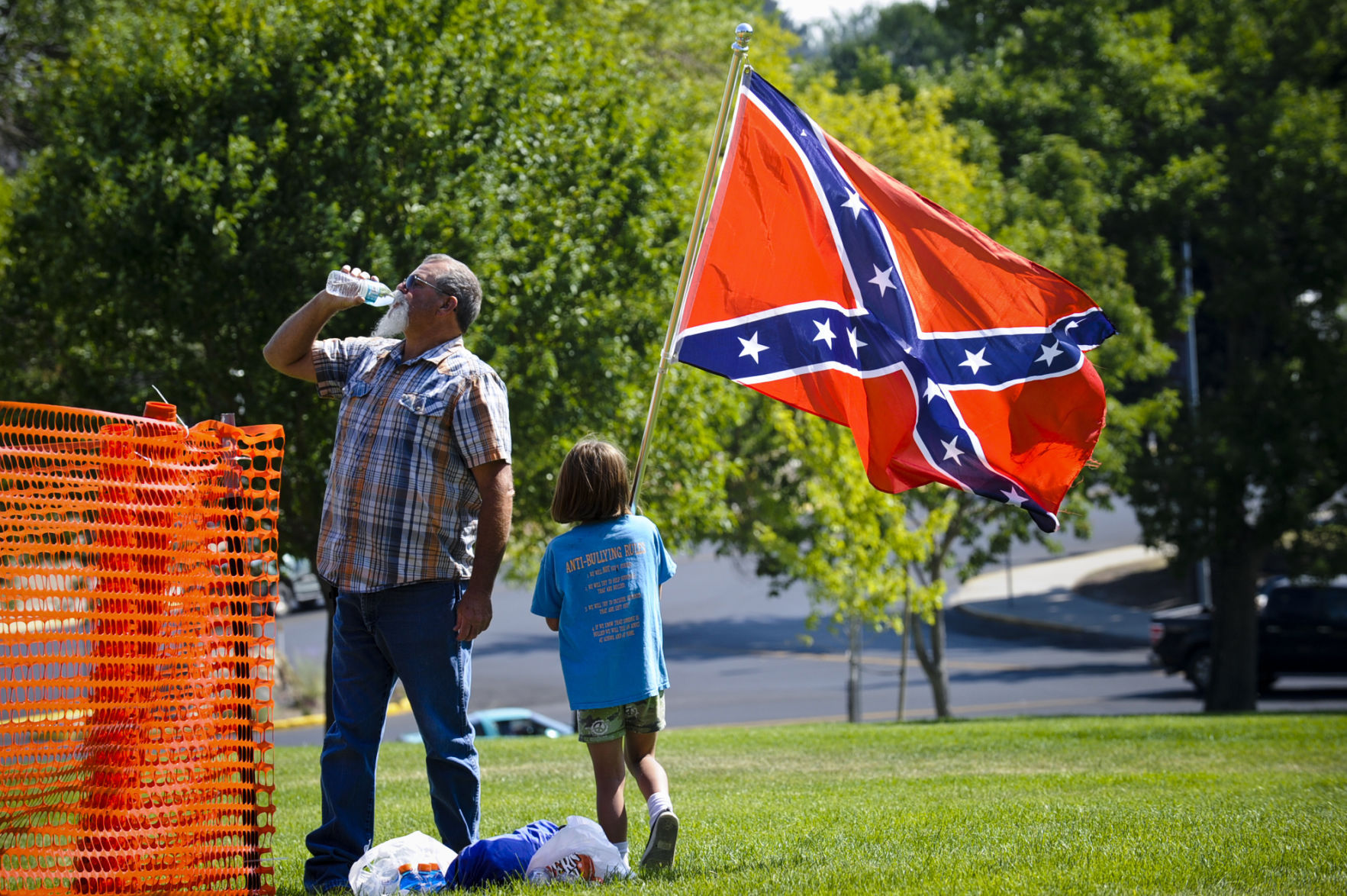 Removal of the Confederate Fountain at Hill Park